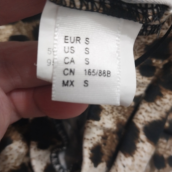 Leopard print elastic skirt - Picture 3 of 4